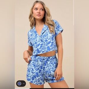 NWOT Lush Blue Floral 2-piece set